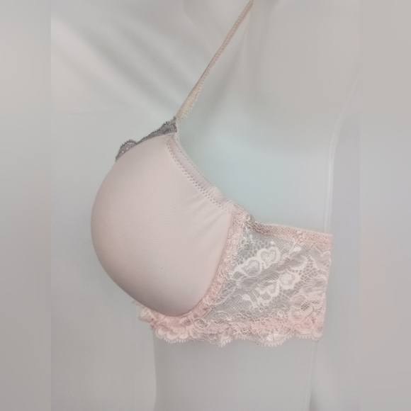2/$30 VICTORIA SECRET Elegant Lace Trimmed Bra in Barbiecore ButterlyPink (#822) - Picture 5 of 6
